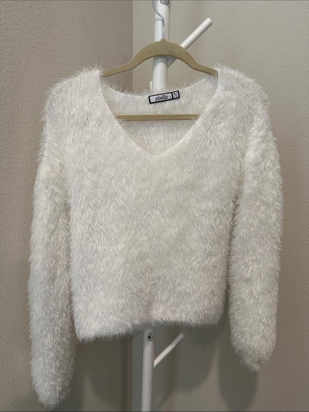 2bella White Fuzzy V-Neck Pullover Sweater